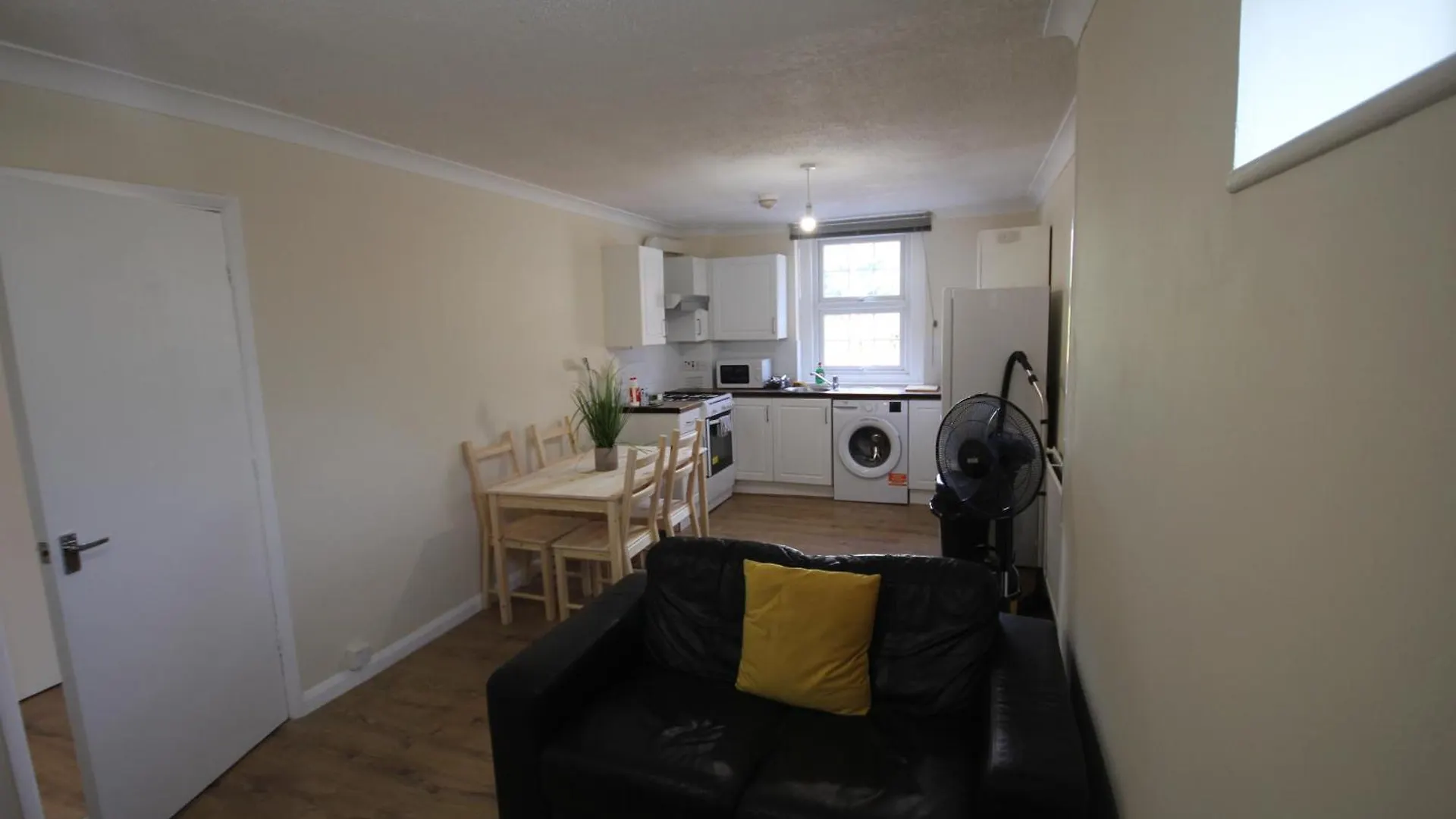 Apartment Whitehall Place Uxbridge United Kingdom